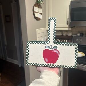 Apple Design Checkerboard Handled Basket